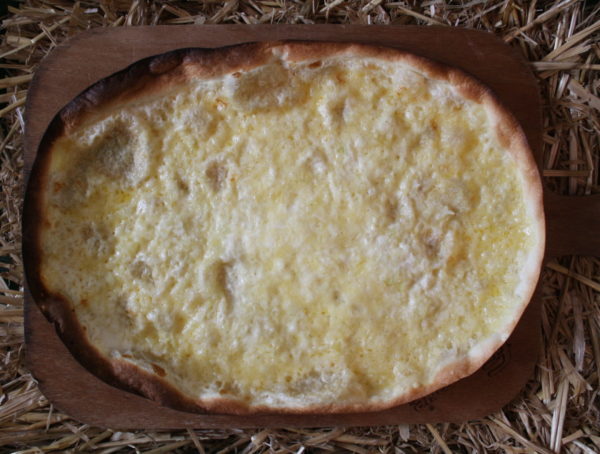 Flammkuchen Stinkerli mit Knobli VEGI